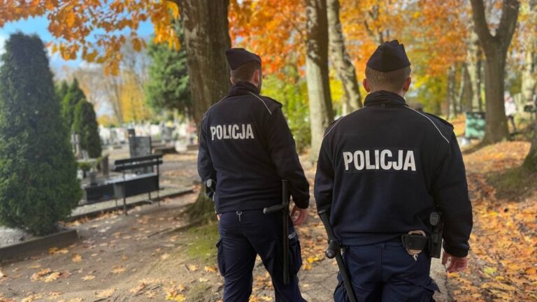 Zgon w domu opieki. Ceremonia pogrzebowa przerwana, interwencja policji. C6a88005ceecda4235719544b78a1170, Biznes Fakty