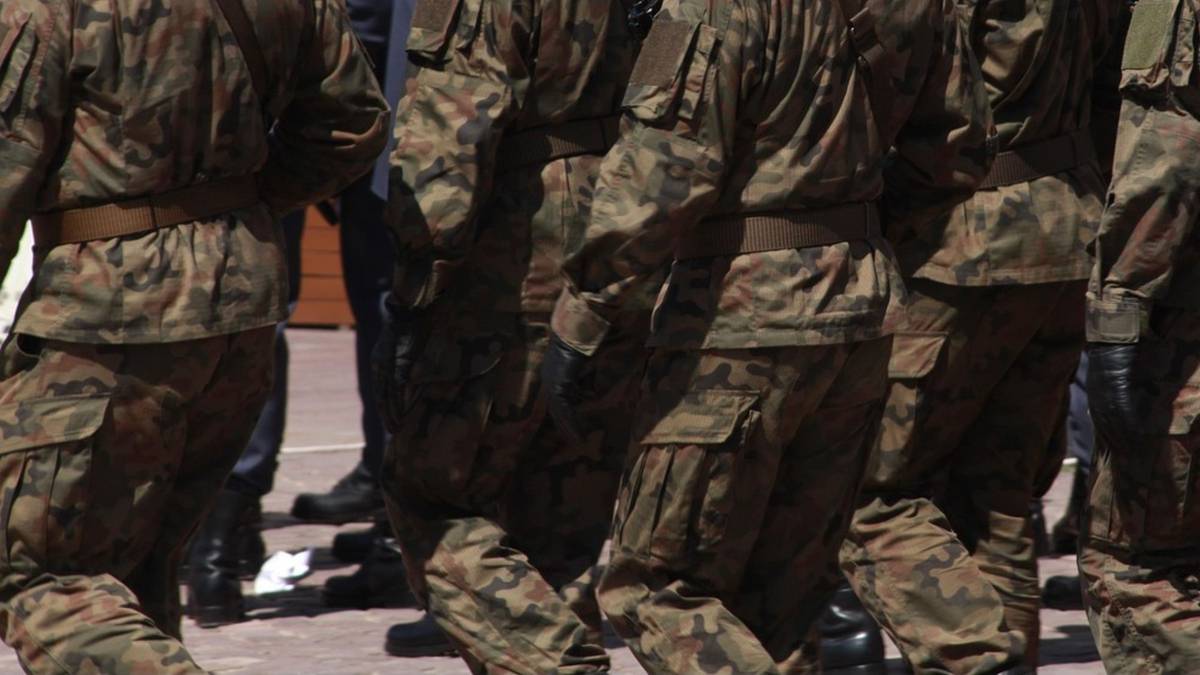 D71c277e6c221cc690b1ca05e6606efb, Biznes Fakty