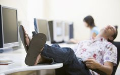 Jak działać bez zwłoki? Ec01c07e5c4388bfe8158377e214c63f, Biznes Fakty