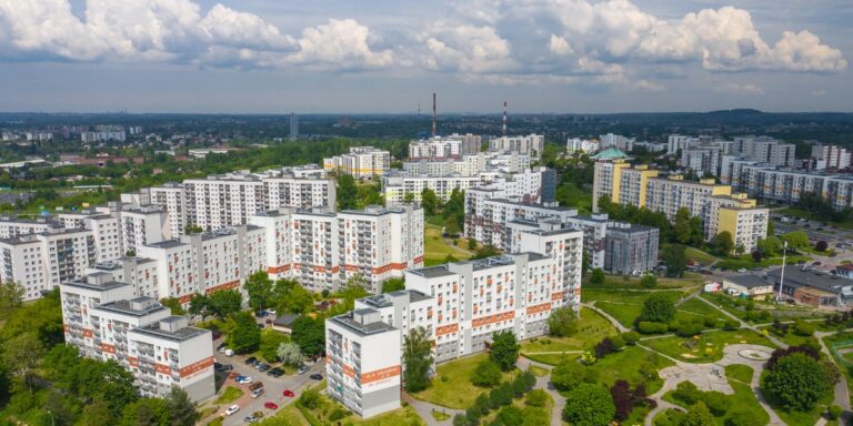 Podzielony krajobraz polskiego rynku nieruchomości? Prognozy dr. Jakuba Borowskiego Podzielony krajobraz polskiego rynku nieruchomości? Prognozy dr. Jakuba Borowskiego