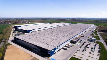 Ed9db070318c4e0888382e804f3e6ec0, Biznes Fakty