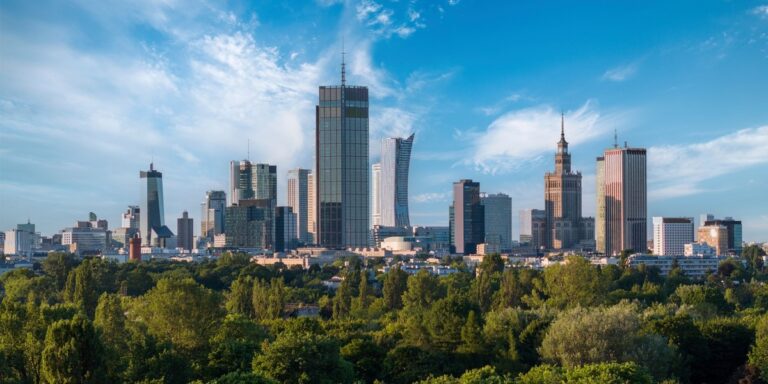 Warszawski rynek nieruchomości zyskuje dzięki technologii i współpracy z bliskimi krajami. F7ff73fa8d9c7d8bfa97335018003aae, Biznes Fakty