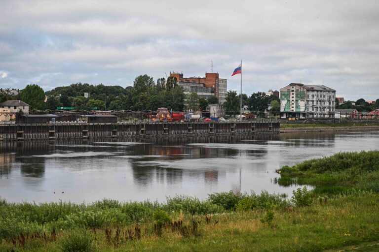 Rosja zarządza transportem autobusowym z Polski i uruchamia dalsze trasy do Kaliningradu. Ff85a021c3275c9485ac0404d1d3b25a, Biznes Fakty