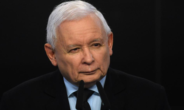 Kaczyński przed wymiarem sprawiedliwości w sprawie „moralnie obrzydliwych” czynów Bejzy. Relacja ze złożonych zeznań. Kaczyski W Sdzie Za Moralnie Odraajce Dziaania Bejzy To Zezna 84baa03, Biznes Fakty