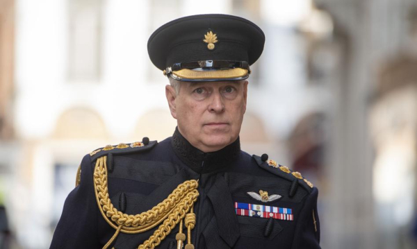 Andrzej stracił dalsze honory. Król Karol pozbawia go rangi wojskowej. Pan Andrzej Traci Kolejne Tytuy Krl Karol Odbiera Mu Ten Wojskowy 74e2740, Biznes Fakty