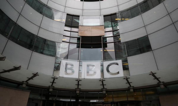 Przeprosiny Nie Pomog Biay Dom Bdzie Pozywa Bbc Za Wypowied Trumpa 4210559, Biznes Fakty