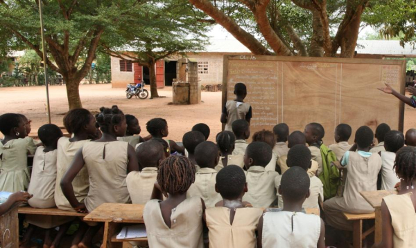 Ucieczka Z Pieka 50 Uczniw Odzyskao Wolno B2167e7, Biznes Fakty