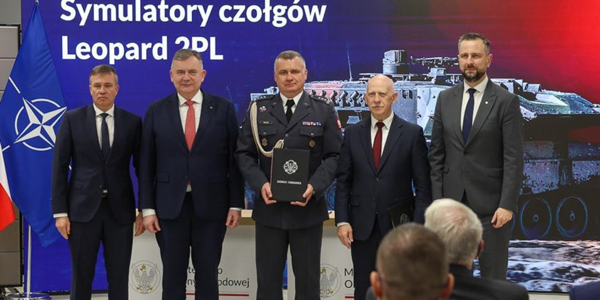 Podpisanie um&oacute;w w ministerstwie obrony, 19 grudnia 2025 r.