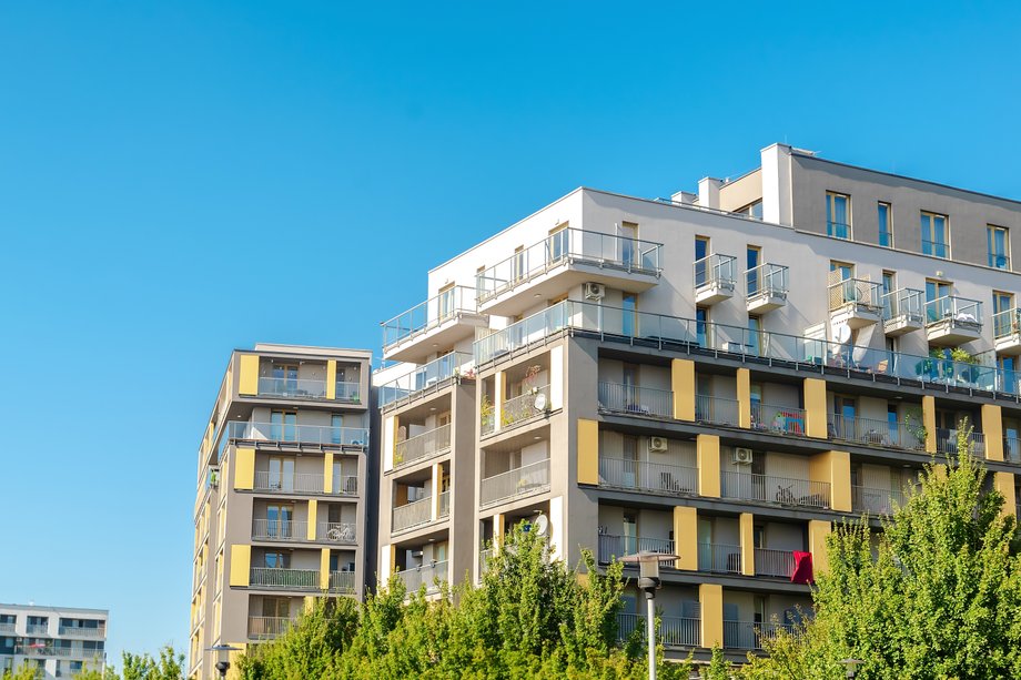 Wynajem jest dziś tańszą opcją w kr&oacute;tkim i średnim terminie