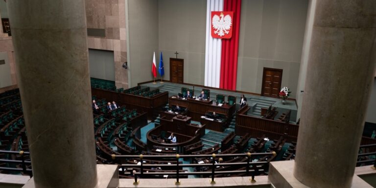 Partyjny audyt. Przedświąteczne sympatie polityczne.