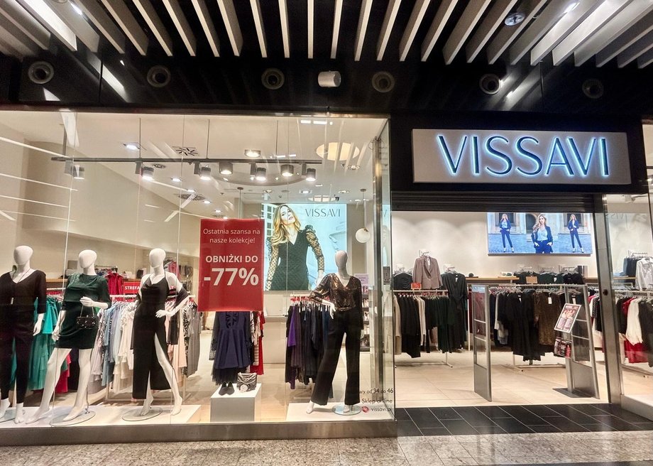 W najlepszym momencie marki na rynku działało 17 sklep&oacute;w