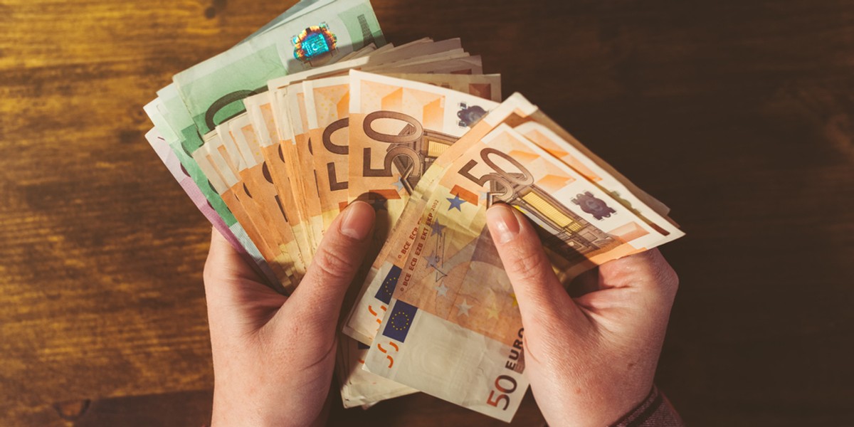 Zdecydowana większość Polak&oacute;w nie chce euro w naszym kraju.