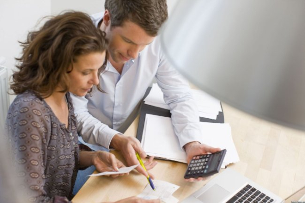 Uważność finansowa: jak wydawać pieniądze z przyjemnością i bez poczucia winy Uważność finansowa: jak wydawać pieniądze z przyjemnością i bez poczucia winy