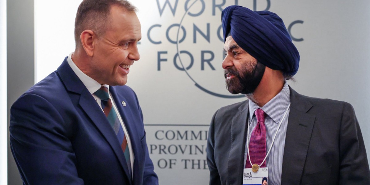 Prezydent Karol Nawrocki podczas spotkania z szefem grupy Banku Światowego Ajayem Bangą