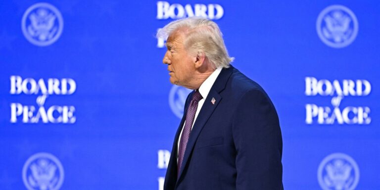 USA dąży do rewizji porozumienia. „Całkowity wstęp na Grenlandię”