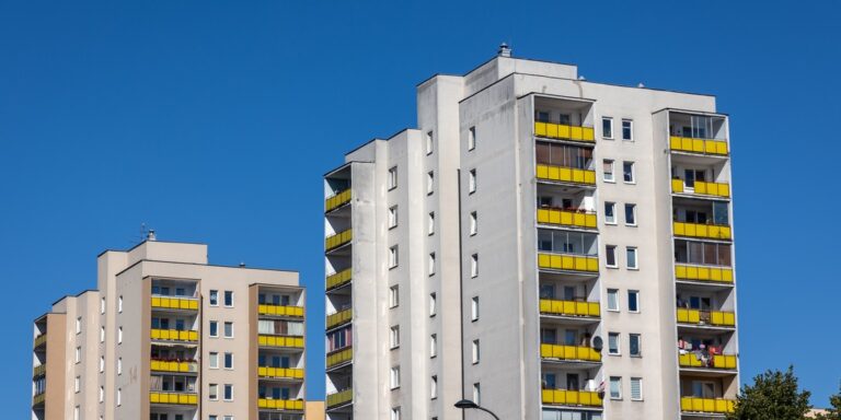 Używane lokale rekordowo kosztowne. Kiedy skończy się podwyżka stawek?