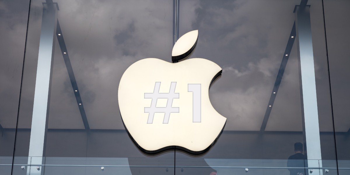 Apple wraca na pozycję samodzielnego lidera rynku smartfon&oacute;w