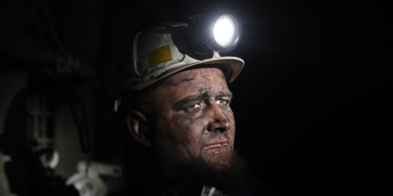 JSW w tarapatach. Zwyżkujące wydatki i sprzeciw załogi.