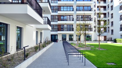 Polacy przestali czekać na spadki cen. Nowa fala zakup&oacute;w mieszkań 