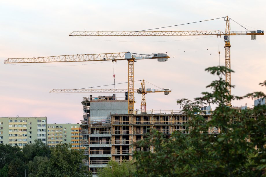 Rynek nieruchomości 2026: Lepsze warunki, droższe transakcje. 4 Od 1 stycznia 2026 r. obowiązuje ustawa o ochronie ludności i obronie cywilnej