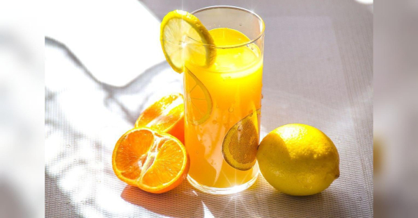 Co się stanie z Twoim ciałem, jeśli będziesz pić sok pomarańczowy każdego ranka?