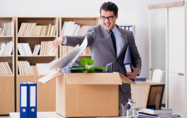 Jak właściwie złożyć rezygnację? Nie daj się wyprzedzić!