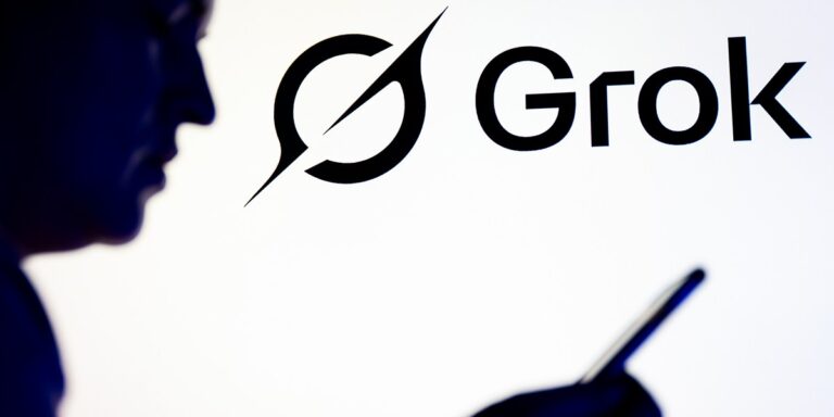 Grok w ogniu krytyki. Zmiany zasad twórców chatbota Muska.