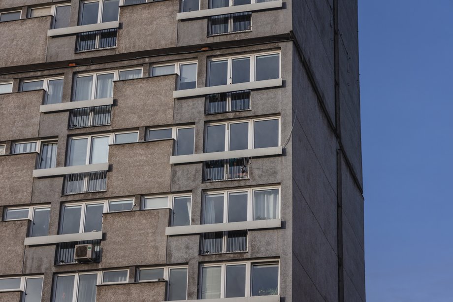 Mieszkanie od gminy na nowych zasadach. Okazja do korzystnego nabycia do 2027 roku. 5 Bonifikaty umożliwiały najemcom nabycie mieszkania za ułamek ceny rynkowej