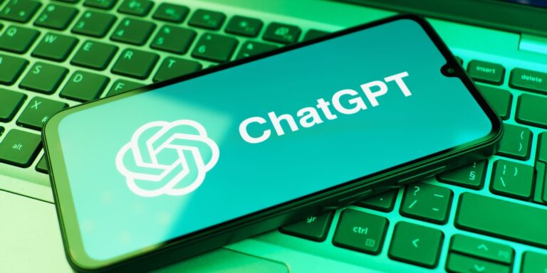 Reklamy w ChatGPT: OpenAI szuka wzrostu.