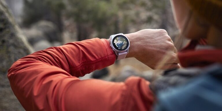 Inteligentny zegarek Garmin i głośnik JBL: Dwie znakomite okazje dnia.