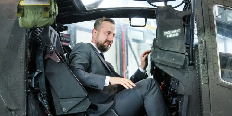 Kosiniak-Kamysz ogłasza zawarcie kluczowych porozumień Kosiniak-Kamysz ogłasza zawarcie kluczowych porozumień