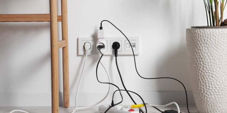 Polska: Nowy dostawca prądu? Odkryj swoje oszczędności. Polska: Nowy dostawca prądu? Odkryj swoje oszczędności.