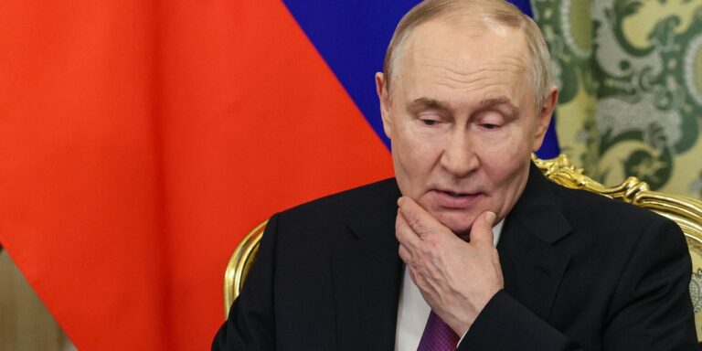 Putin przykręca kurek. Nakłady na konflikt ukraiński mają zmaleć. Putin przykręca kurek. Nakłady na konflikt ukraiński mają zmaleć.