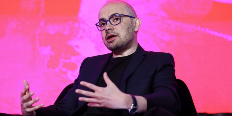 Naczelny dyrektor potentata AI alarmuje w kwestii spekulacji rynkowej. Fundusze „niezrównoważone”.