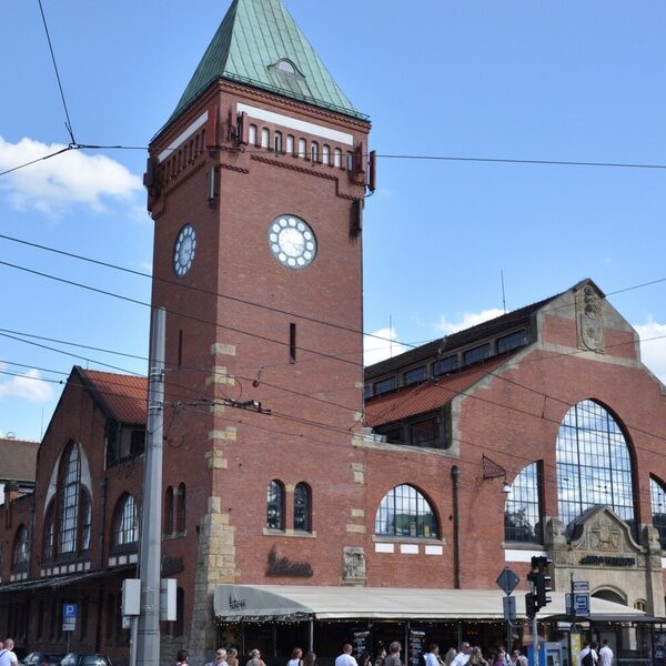 Trzy opcje dla wrocławskiej Hali Targowej: nowe podejście.