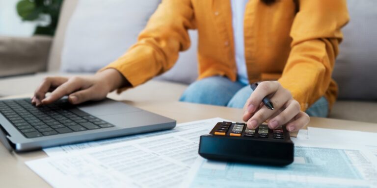 Internetowa zniżka obniża podatek. Dowiedz się, jak to zrobić.