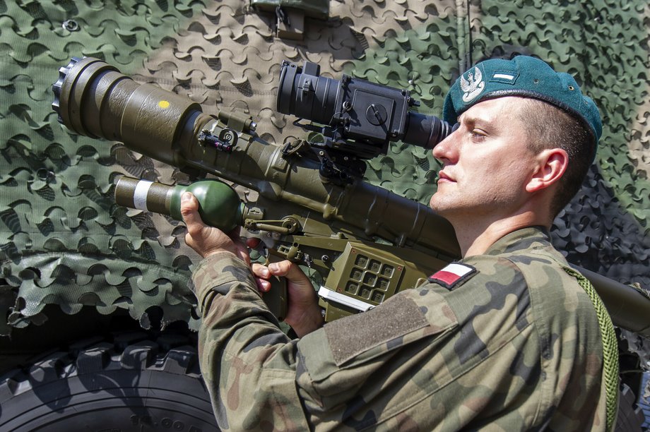 Żołnierz z ppzr "Piorun"