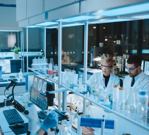 Główna 106 Polscy naukowcy: mentalna blokada hamuje innowacje i dystansuje…