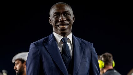 Tak się zarabia na TikToku. Młody chłopak dostał blisko miliard dolar&oacute;w