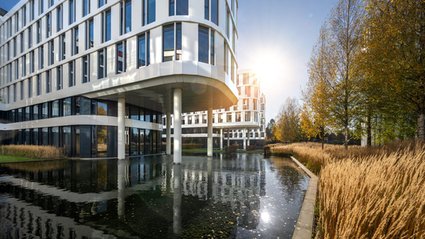 Nowe biura znikają z rynku. Renegocjacje i długie umowy dominują w stolicy