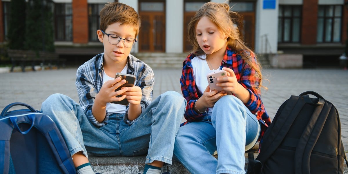 Z social medi&oacute;w korzysta już ponad połowa dzieci w wieku 7-12 lat