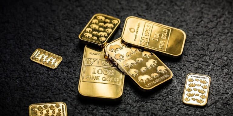 Złoto ostro w dół: rynek koryguje po niedawnej gorączce. Złoto ostro w dół: rynek koryguje po niedawnej gorączce.