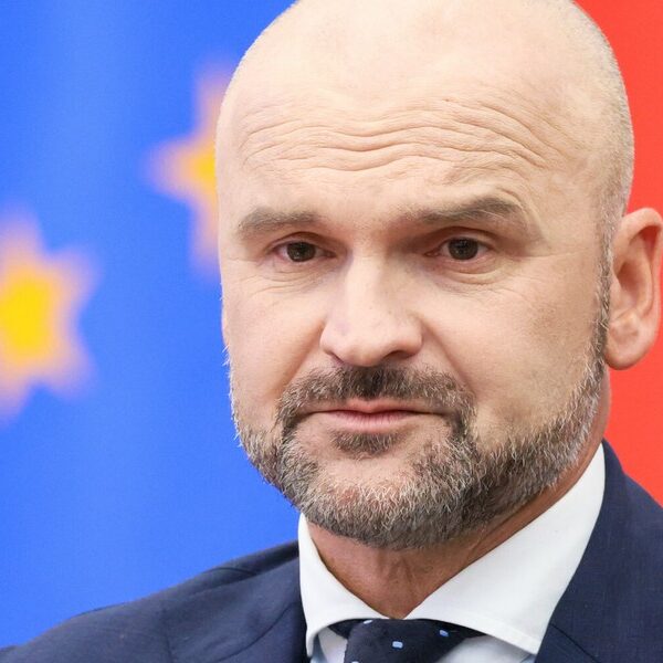 Główna 25 Fitch studzi entuzjazm wokół InPostu: Kluczowy powód przejęcia…