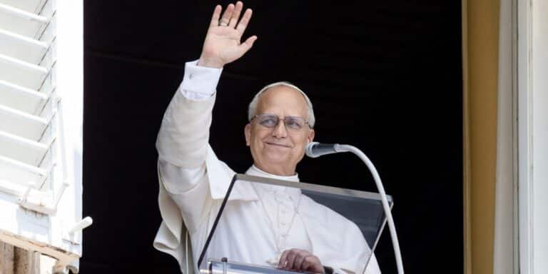 Papież krytykuje nowe technologie: Czy aplikacje prowadzą do tragedii?