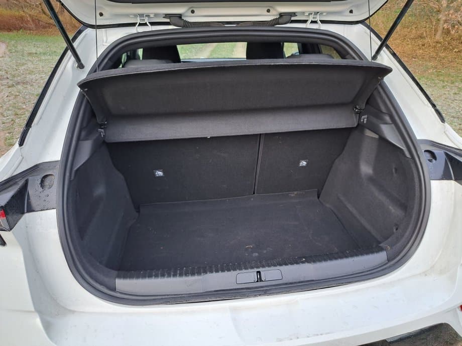 Opel Mokka GS: Miejski SUV z hybrydą – czy podbije serca kierowców? 16 Opel Mokka