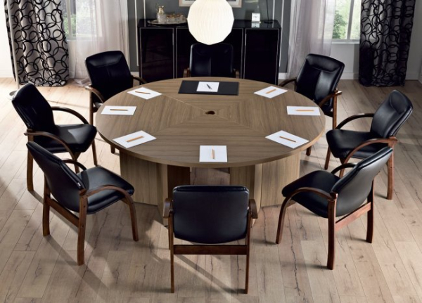 Główna 28 Jak sprawnie zorganizować okrągły stół: sprawdź nasze wskazówki