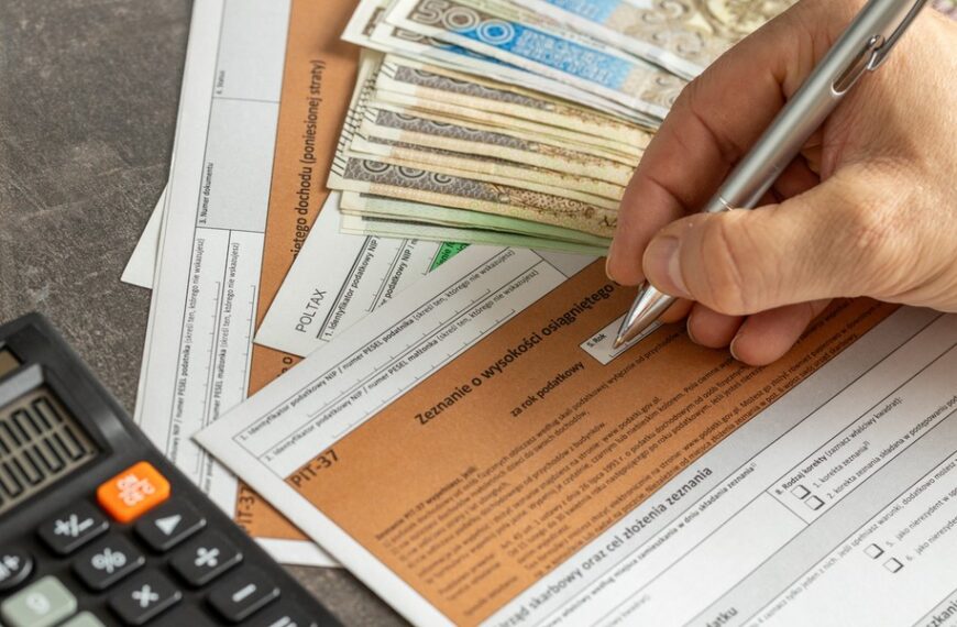 Główna 92 Poznaj 10 niezbędnych reguł rozliczenia PIT 2025 – Upewnij się,…