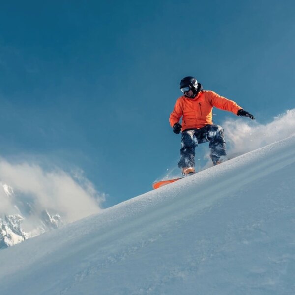 Główna 149 Odkryj najlepsze ubezpieczenie turystyczne na snowboard…