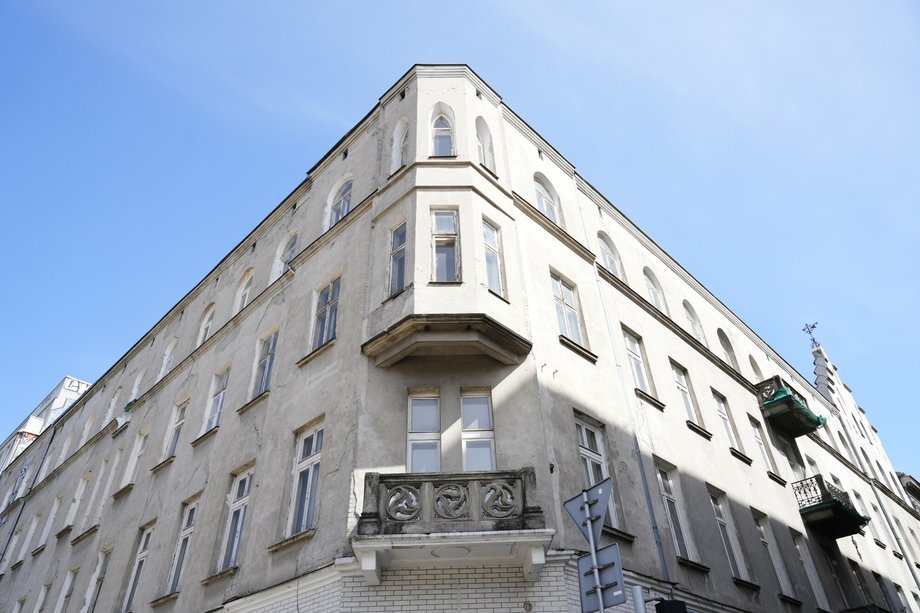 Kamienica mieszkań komunalnych przy Marszałkowskiej 66 w Warszawie, 2025 r.