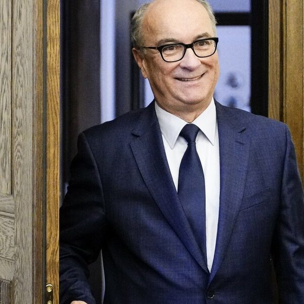 Główna 79 Sojusz Czarzastego z Rosjanką budzi kontrowersje: Czy ma…